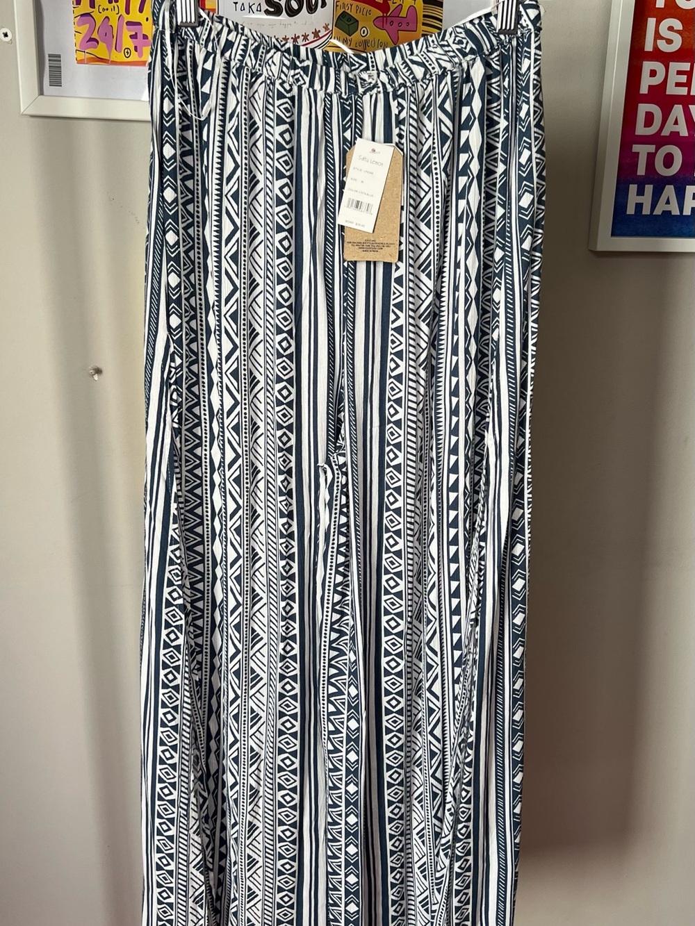 Black & White Geometric Maxi Skirt - Lightweight Flowing Silhouette